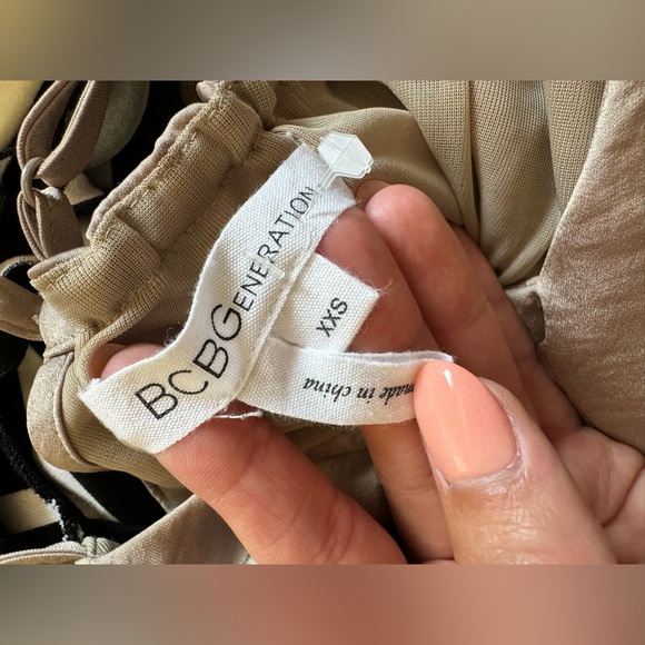 Bronze jumpsuit from BCBG - Picture 3 of 3